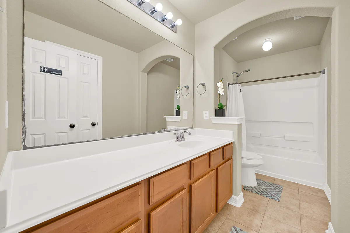 Hallway Bathroom - Butterstone Ridge Ln