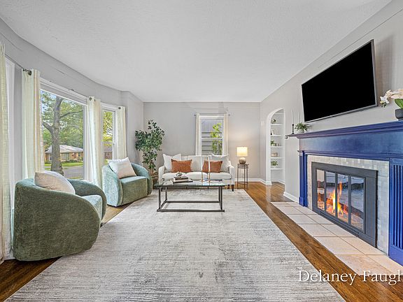 5th image of 1506 Margaret Ave SE