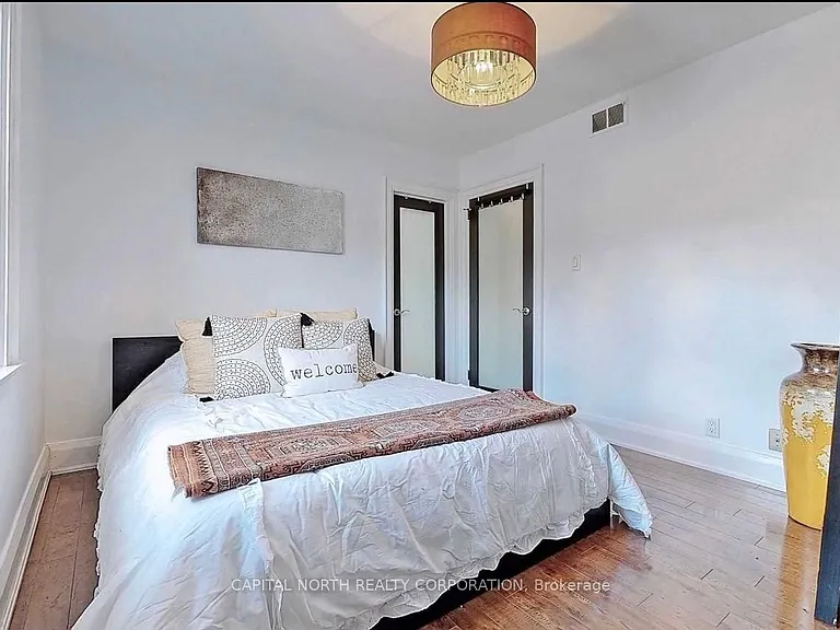 4 Belle Ayre Blvd #UPPER — Photo 9