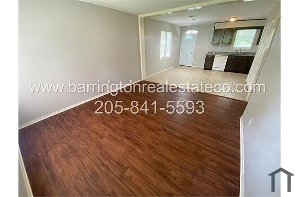 Building Photo - 4985 Karen Ln