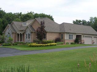 275 Lancelot Ln, Ortonville, MI
