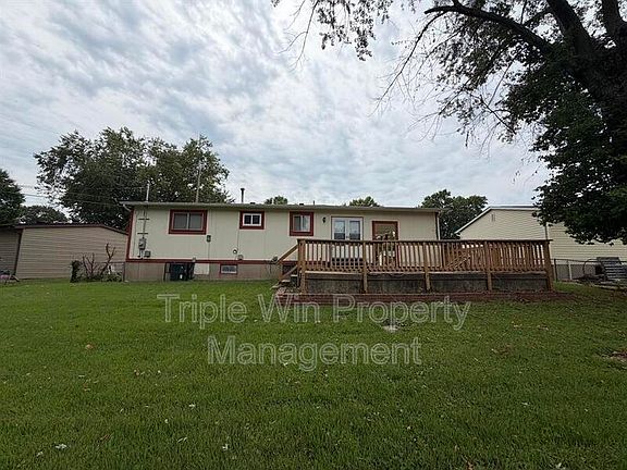 5th image of 1225 Carla Dr