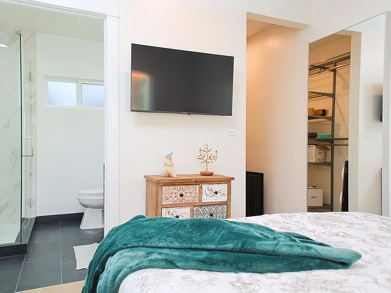 123 S Avenue 63 — Photo 32