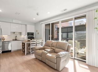 275-279 Border St #302, Boston, MA 02128