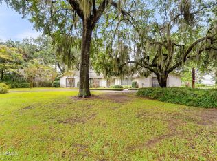 14 Audubon Rd, Beaufort, SC 29907