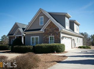 1790 Lakewood Manor Dr, Athens, GA 30606