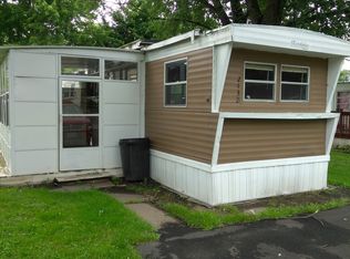 2432 Portage Hollow Dr, Mogadore, OH 44260