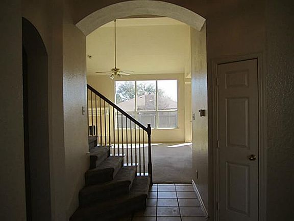 5th image of 1209 Wexford Ln