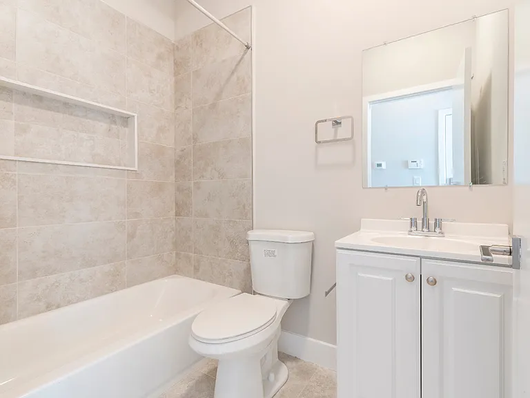 429 W York St #1 — Photo 12