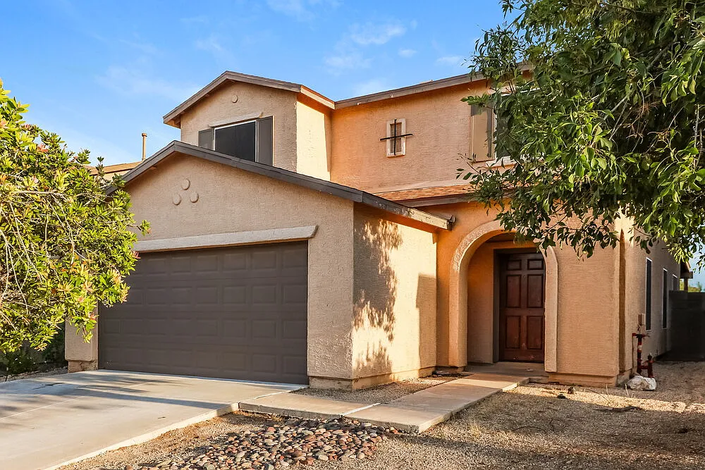 3 bed, 2.5 bath, 2010 sqft, $1,825 — Photo 4