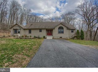 1585 Pine Grove Rd, Bethel, PA 19507