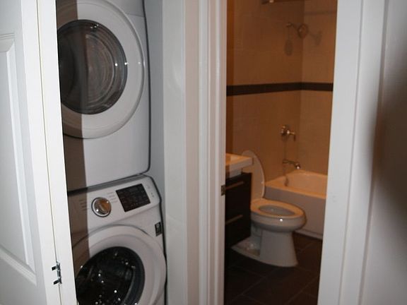 2nd image of 1144 Welling Ct APT 1