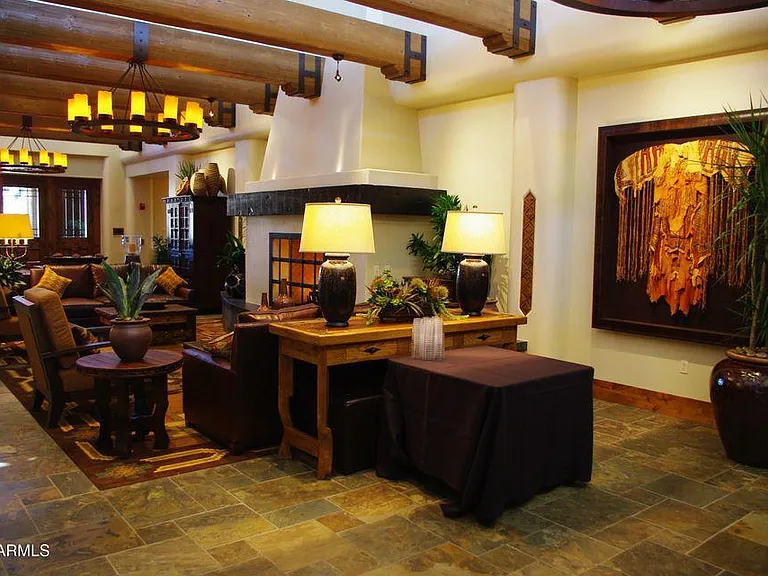GREETING ROOM INSIDE TONTO VERDE COMMUNITY CLUB