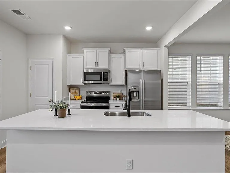 74 Amaryllis Ln — Photo 18