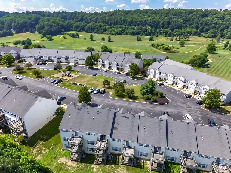 The Fairways Apartments and Townhomes — Photo 24