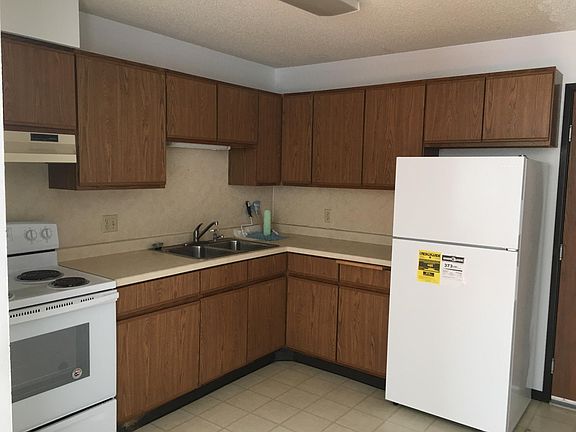 5th image of 401 Village Dr #311