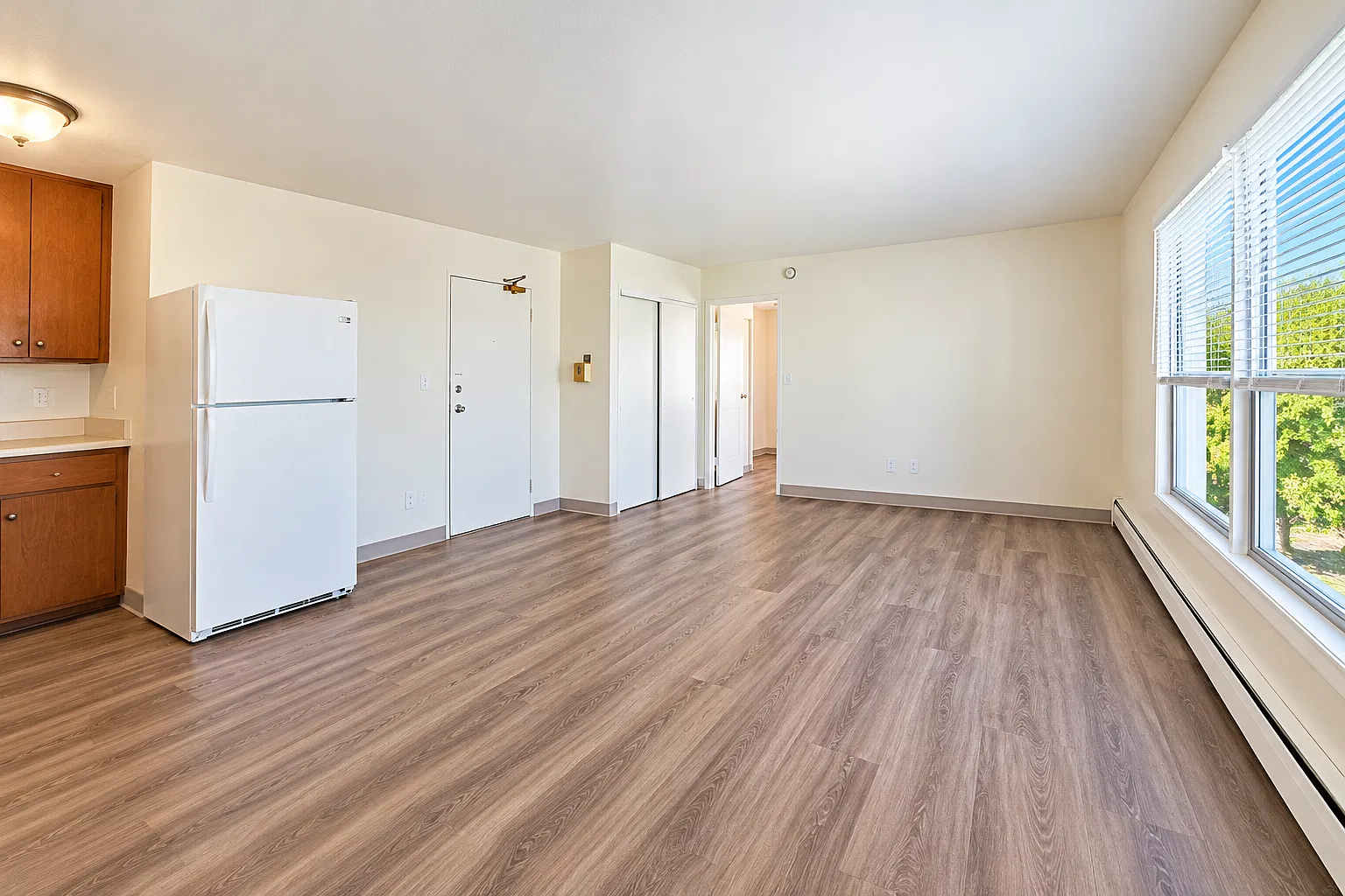 1 bed, $949 — Photo 4