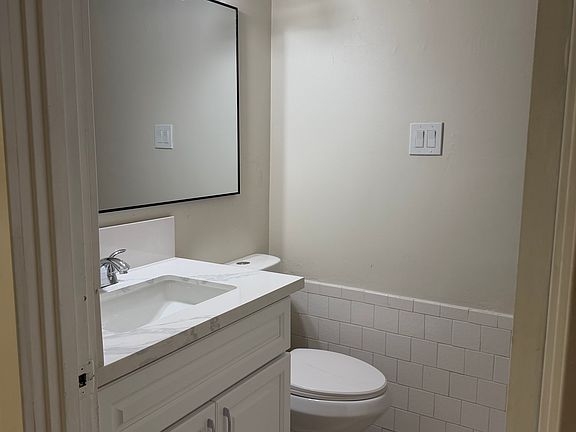 4th image of 4733 Jackson St APT 57