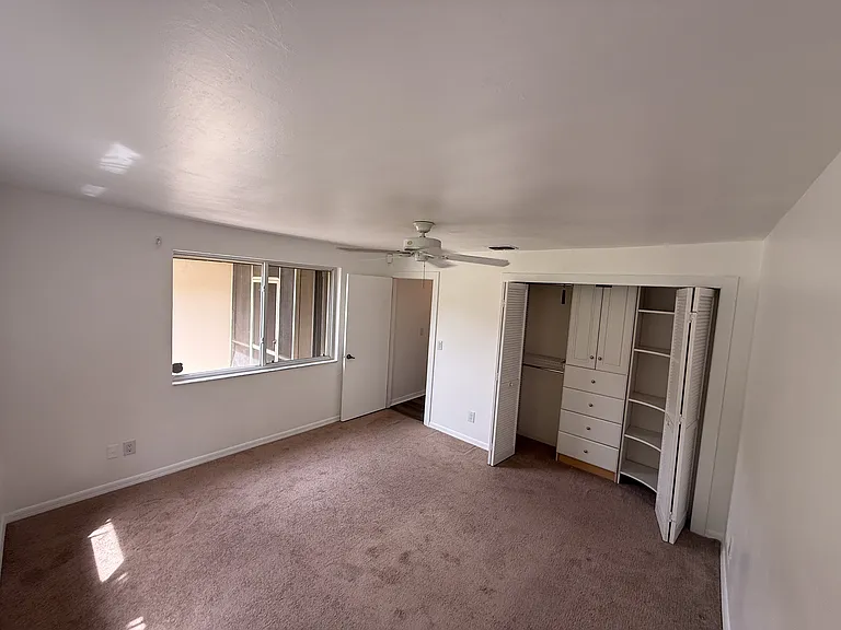 5840 Crabwood Ct — Photo 16