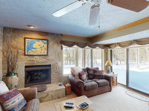 4749 S Pleasantview Rd #124, Harbor Springs, MI 49740