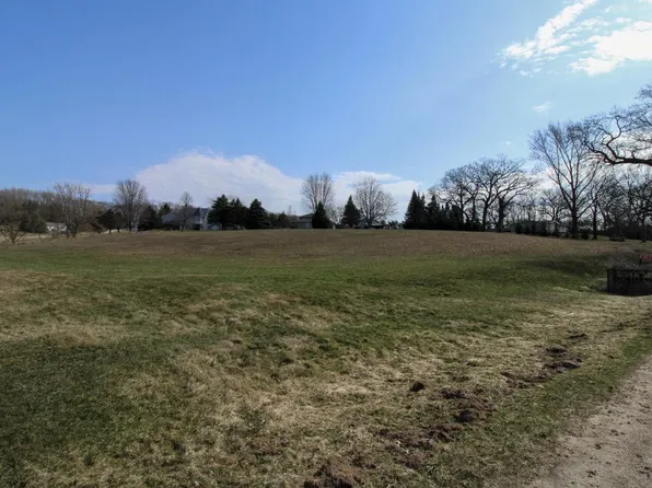 21854 Flatiron Ave #12, Tomah, WI 54660