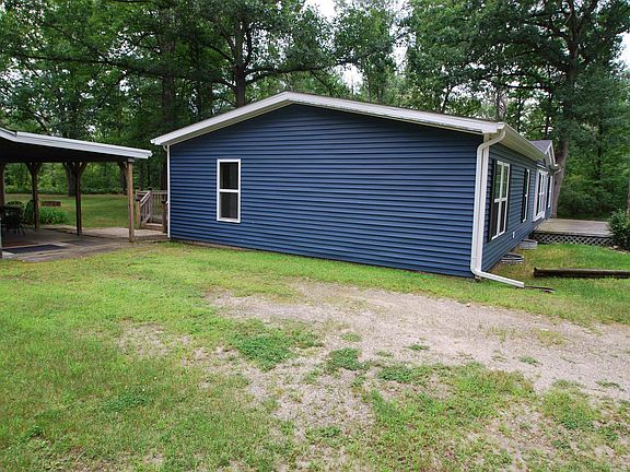 4th image of 2226 Silver Lake Rd