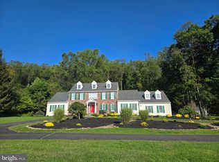 5584 Lower Mountain Rd, New Hope, PA 18938