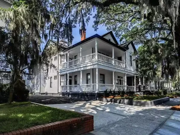 305 W 36th St, Savannah, GA