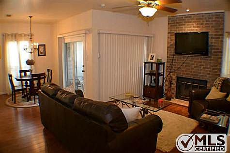 3rd image of 1203 Quail Valley Ln Unit 128