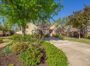 404 Foxborough Ct, Norman, OK 73072
