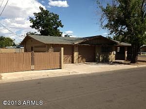 1st image of 634 E Park Pl