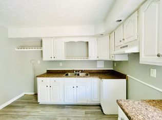 1058 Saint Margaret Dr, Cahokia, IL 62206