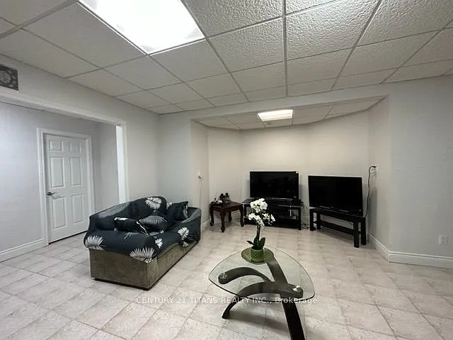 10 Kevlin Rd #BASEMENT — Photo 20