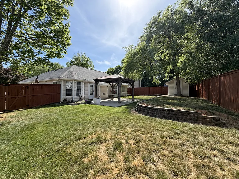 7514 Starvalley Dr — Photo 23