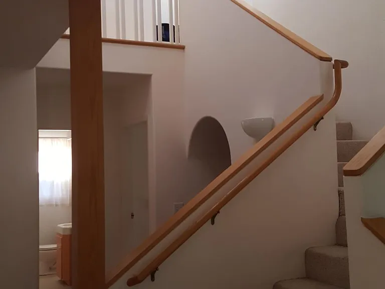 1661 Castilleja Ave — Photo 5