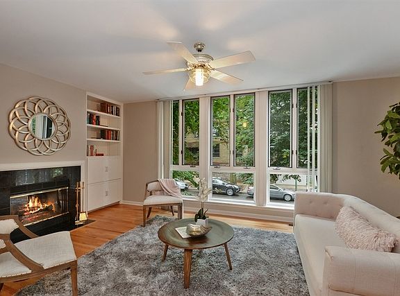 2nd image of 2132 N Lakewood Ave