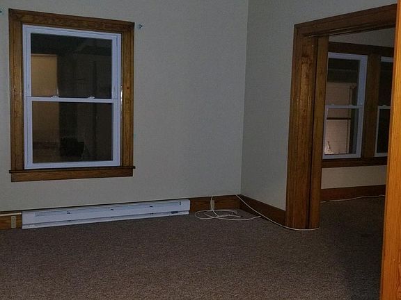 2nd image of 101 Round Lake Ave #2