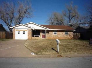 106 NE Cimarron Trl, Lawton, OK 73507