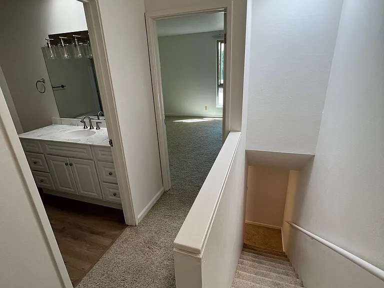 Danville Court Apartments — Photo 8