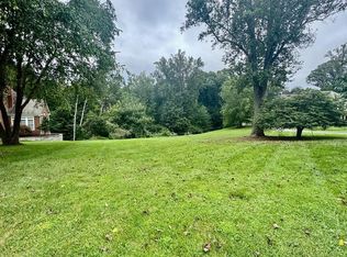 3193 Ariana Dr, Oakton, VA 22124