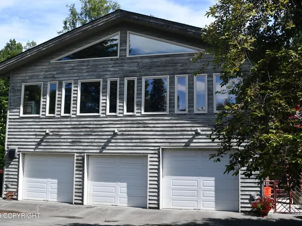 1319 Matterhorn Way, Anchorage, AK 99508