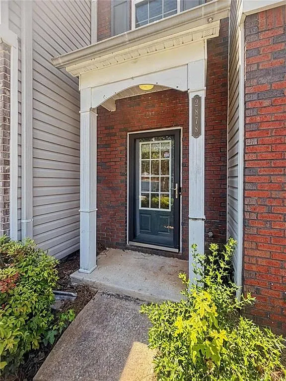 3 bed, 2.5 bath, 1670 sqft, $1,780 — Photo 2