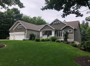 6543 Porter Ln, Allendale, MI 49401