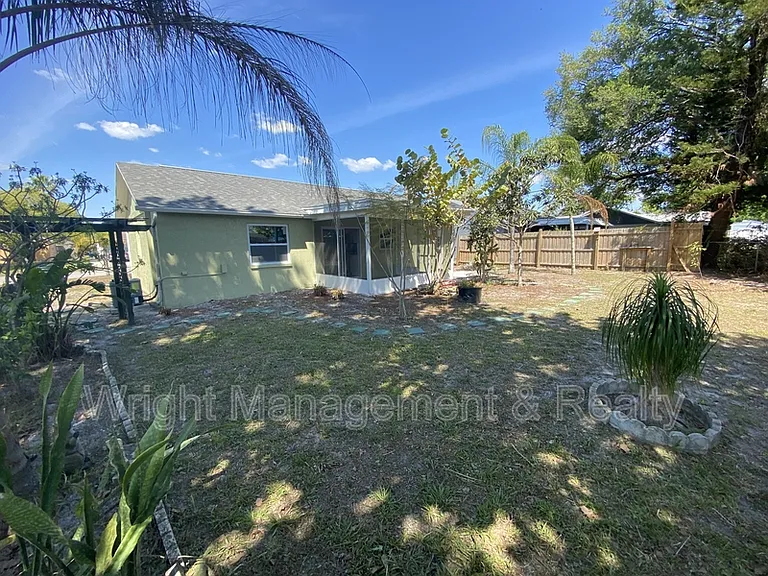 3544 Martell St — Photo 16