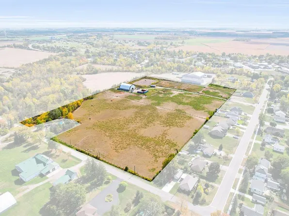 168 Elizabeth St, Lambton Shores, ON N0M 2N0