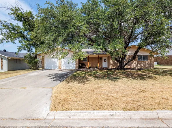 4006 9th St, Brownwood, TX 76801