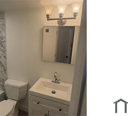4115 22nd St NE — Photo 2