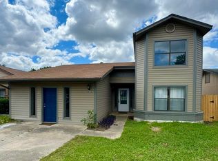 8433 Maple Ridge Dr, San Antonio, TX 78239