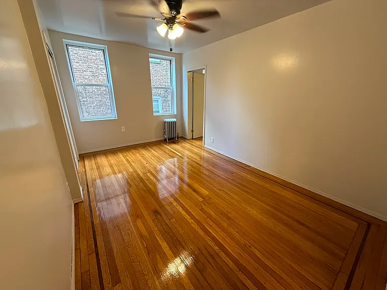 6604 Broadway #25E — Photo 4