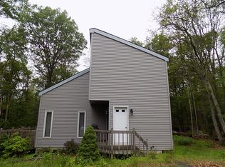 2228 Scarborough Way, Bushkill, PA 18324